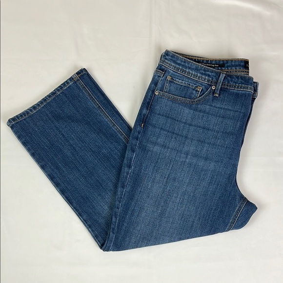Talbots Women’s 14 Demi Boot Crop Jean in Maria Wash - Picture 1 of 9
